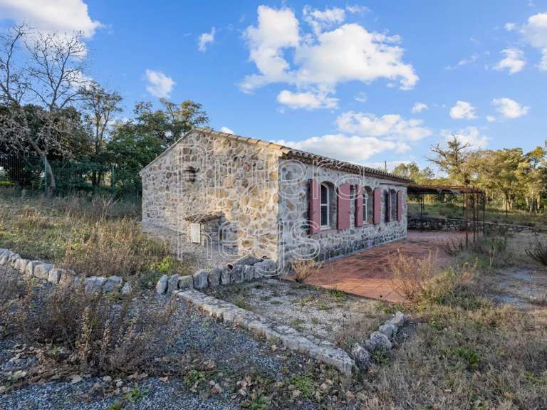 Propriété Roquebrune-sur-Argens - 9 chambres - 525m²