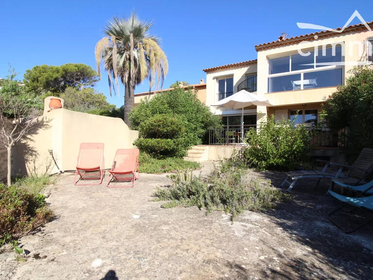 Vente Villa avec Vue mer Roquebrune-sur-Argens - 4 chambres