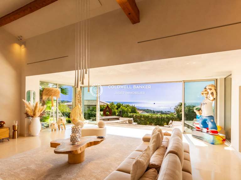 Villa Roquebrune-sur-Argens - 5 chambres - 380m²