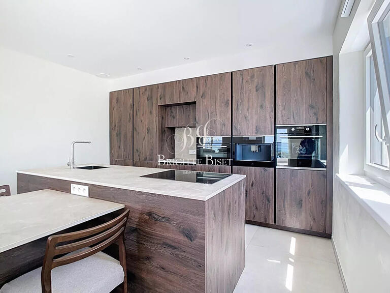 Villa Roquebrune-sur-Argens - 5 bedrooms - 240m²