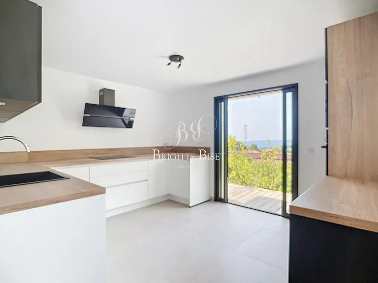Villa Roquebrune-sur-Argens - 4 chambres - 145m²