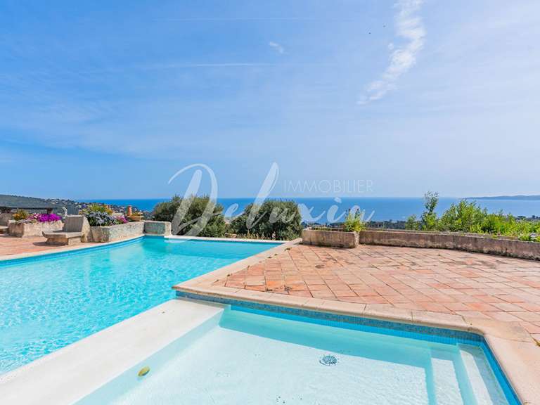 Villa with Sea view Roquebrune-sur-Argens - 6 bedrooms - 220m²
