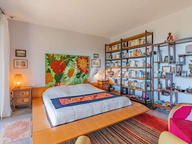 Villa Roquebrune-sur-Argens - 4 bedrooms - 165m²