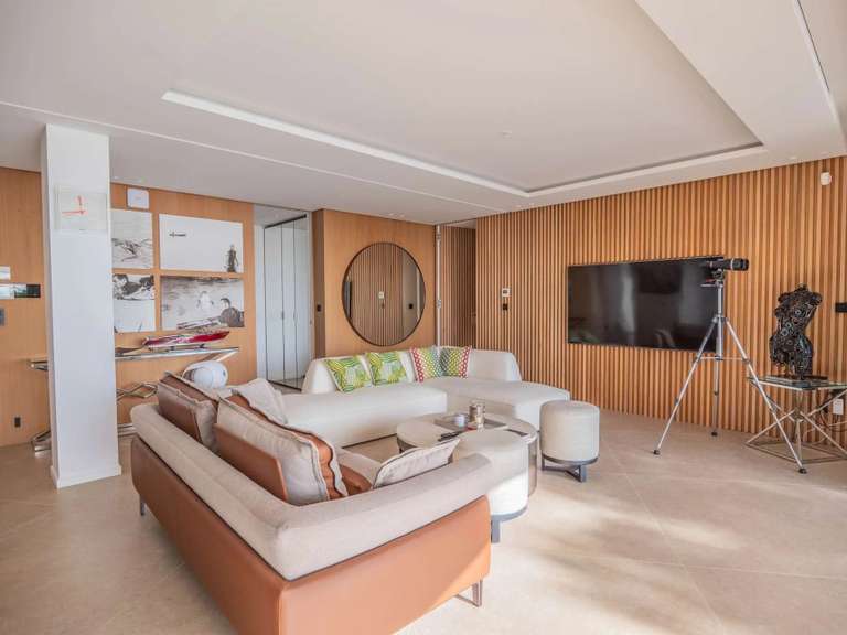 Villa Roquebrune-sur-Argens - 5 chambres - 260m²