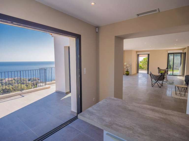 Villa avec Vue sur mer Roquebrune-sur-Argens - 5 chambres - 201m²