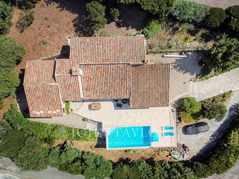 Villa with Sea view Roquebrune-sur-Argens - 160m²