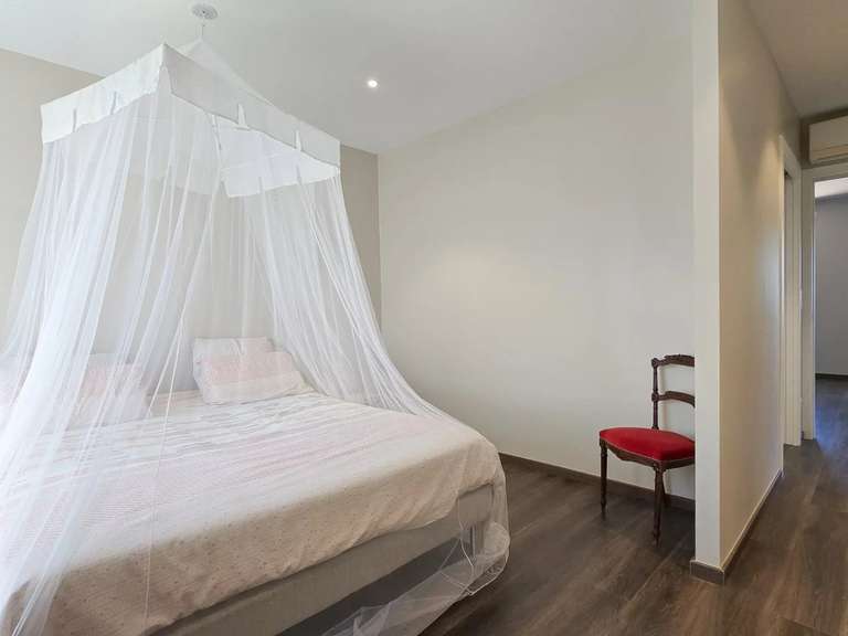 Villa Roquebrune-sur-Argens - 4 chambres - 300m²