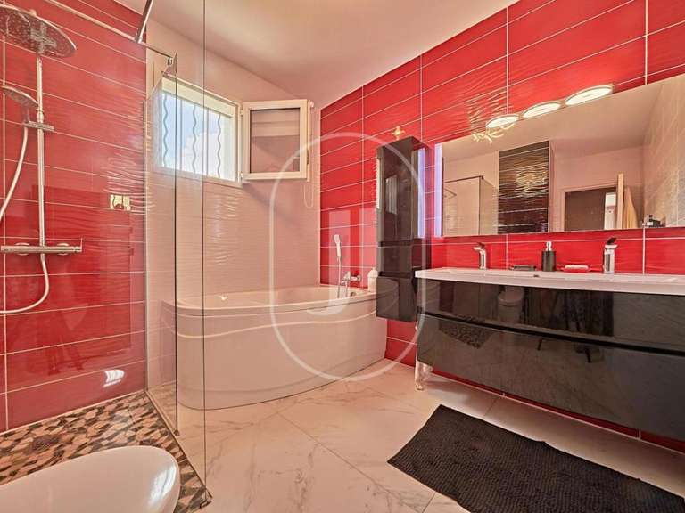 Villa with Sea view Roquebrune-sur-Argens - 4 bedrooms - 190m²