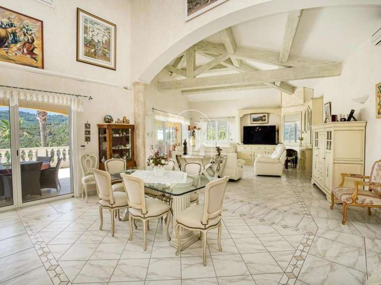 Villa with Sea view Roquebrune-sur-Argens - 4 bedrooms - 152m²