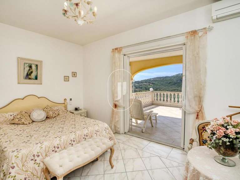 Villa with Sea view Roquebrune-sur-Argens - 4 bedrooms - 152m²