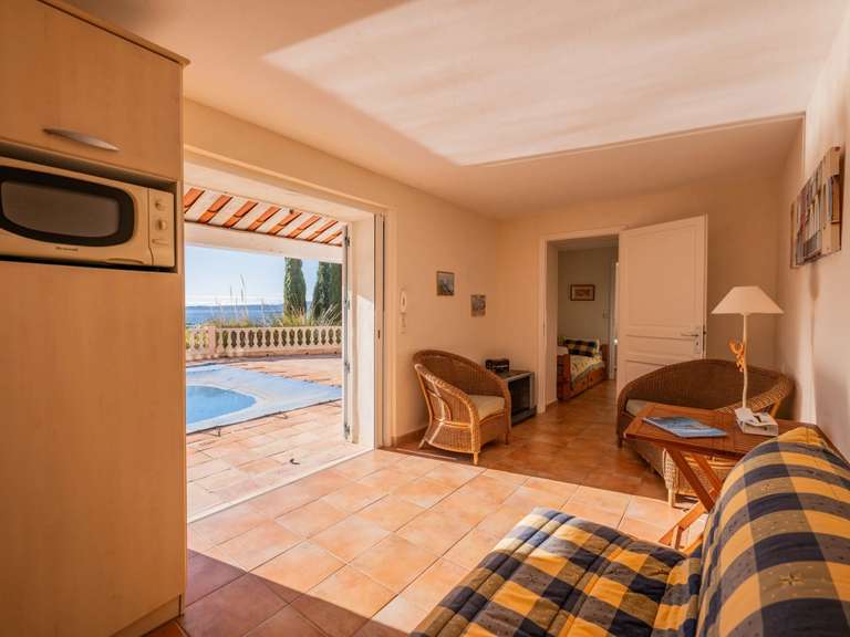 Villa avec Vue sur mer Roquebrune-sur-Argens - 4 chambres - 136m²