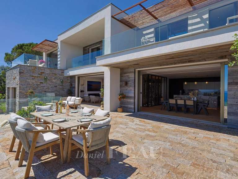 Villa avec Vue sur mer Roquebrune-sur-Argens - 4 chambres - 350m²