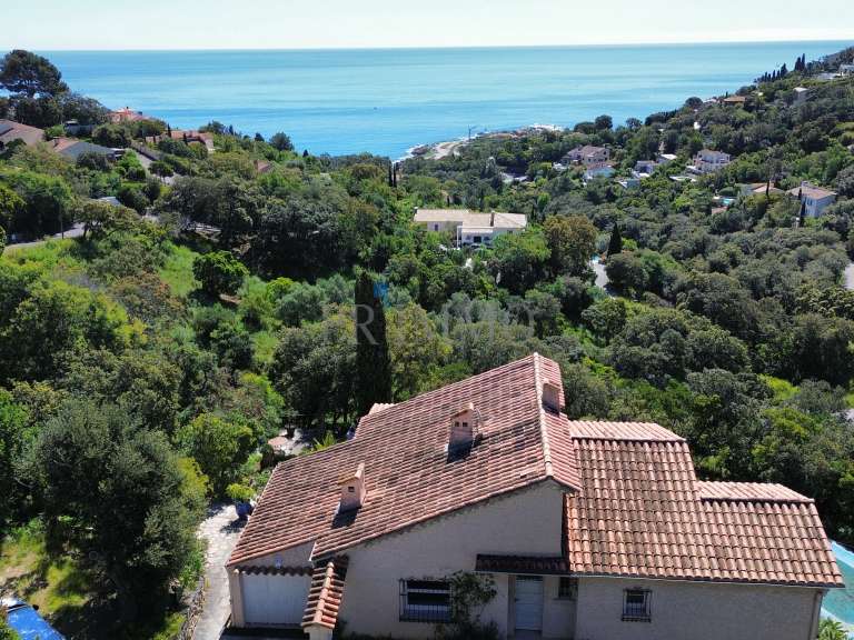 Villa avec Vue sur mer Roquebrune-sur-Argens - 4 chambres - 155m²