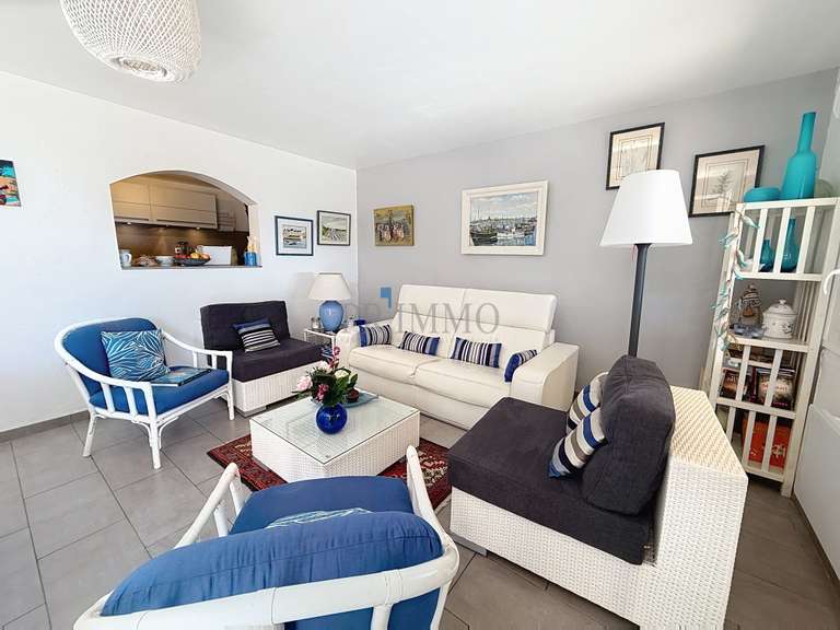 Villa avec Vue sur mer Roquebrune-sur-Argens - 4 chambres - 155m²