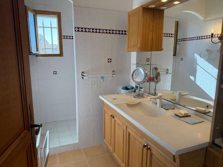 Villa with Sea view Roquebrune-sur-Argens - 4 bedrooms - 180m²