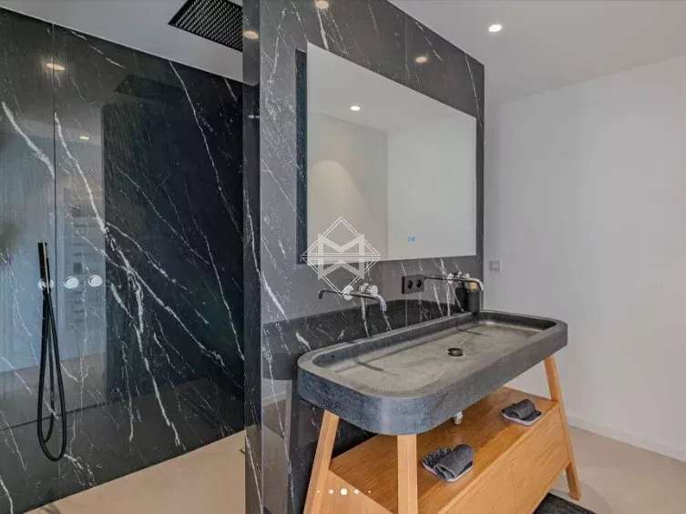 Villa avec Vue sur mer Roquebrune-sur-Argens - 5 chambres - 390m²