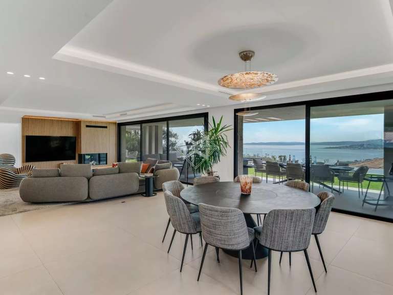 Villa avec Vue sur mer Roquebrune-sur-Argens - 5 chambres - 390m²