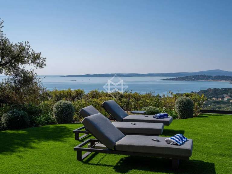 Villa avec Vue sur mer Roquebrune-sur-Argens - 5 chambres - 390m²