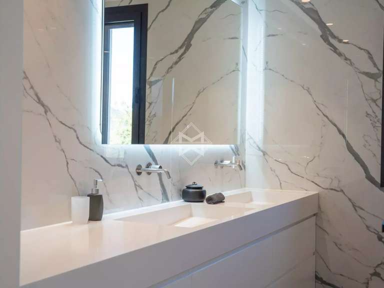 Villa avec Vue sur mer Roquebrune-sur-Argens - 5 chambres - 390m²