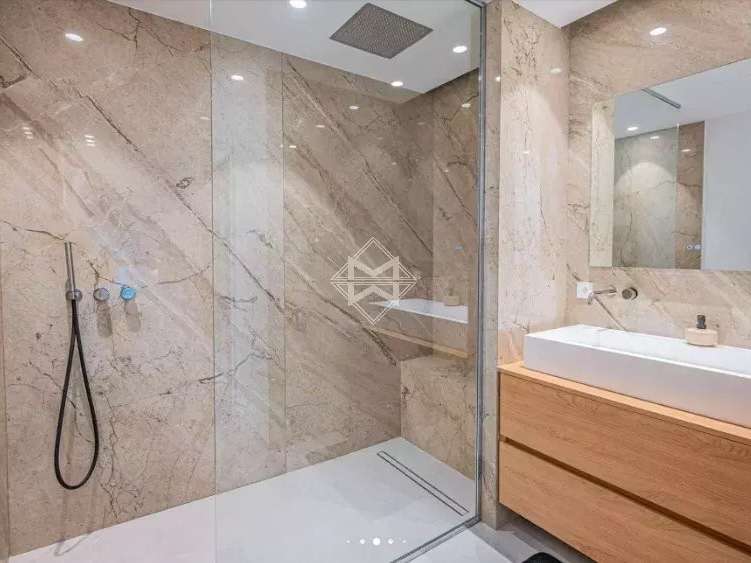 Villa avec Vue sur mer Roquebrune-sur-Argens - 5 chambres - 390m²