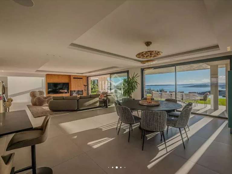 Villa avec Vue sur mer Roquebrune-sur-Argens - 5 chambres - 390m²