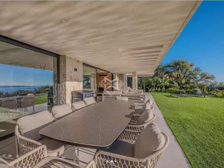 Villa avec Vue sur mer Roquebrune-sur-Argens - 5 chambres - 390m²