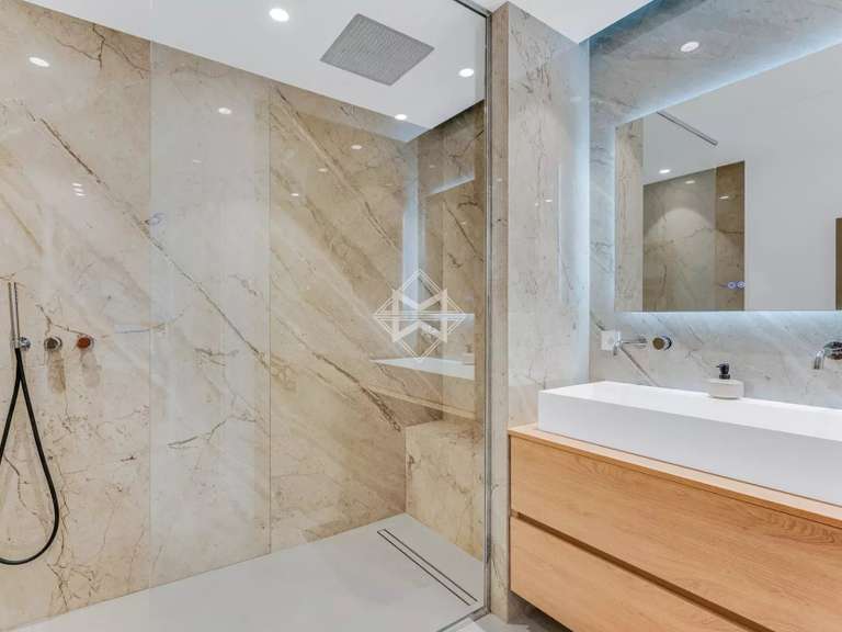 Villa avec Vue sur mer Roquebrune-sur-Argens - 5 chambres - 390m²