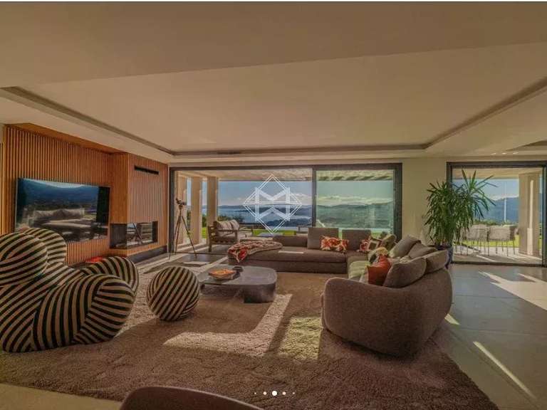 Villa avec Vue sur mer Roquebrune-sur-Argens - 5 chambres - 390m²