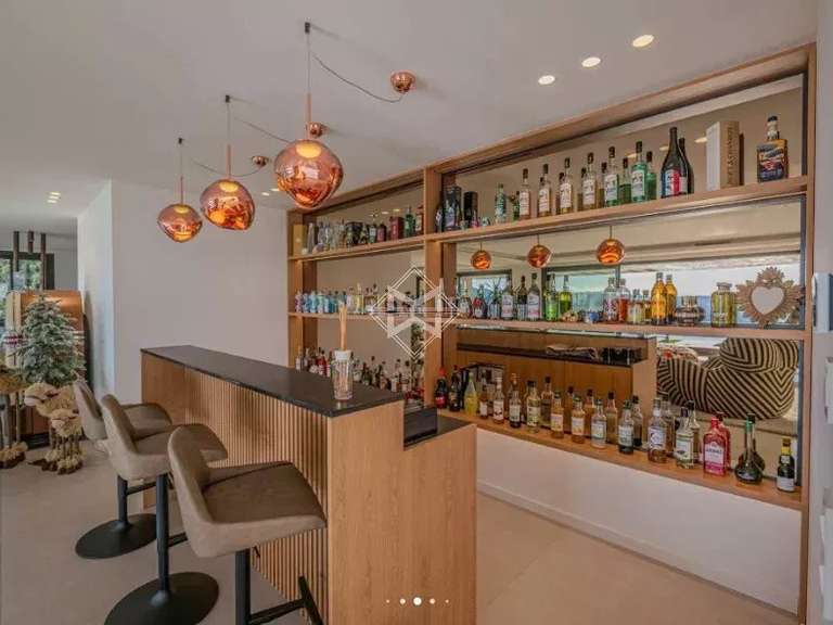 Villa avec Vue sur mer Roquebrune-sur-Argens - 5 chambres - 390m²