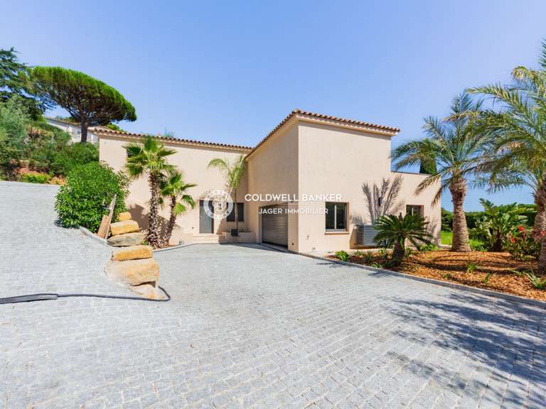 Villa avec Vue sur mer Roquebrune-sur-Argens - 4 chambres - 270m²