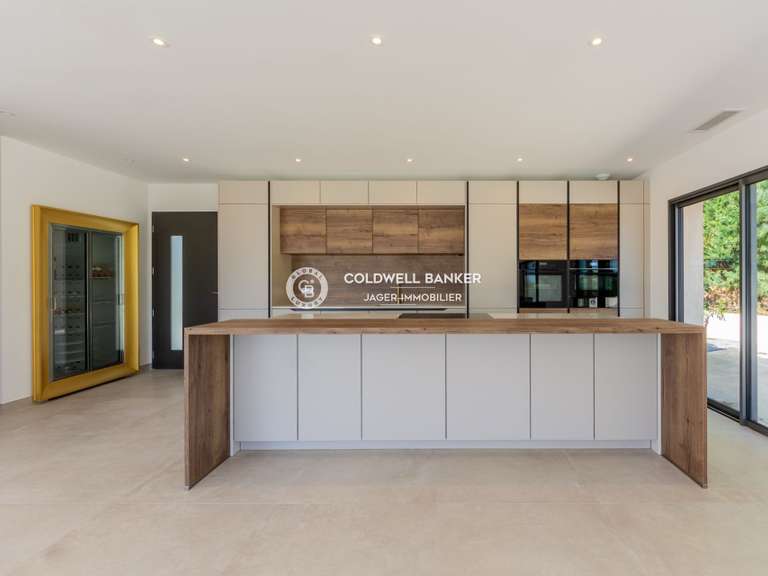 Villa avec Vue sur mer Roquebrune-sur-Argens - 4 chambres - 270m²