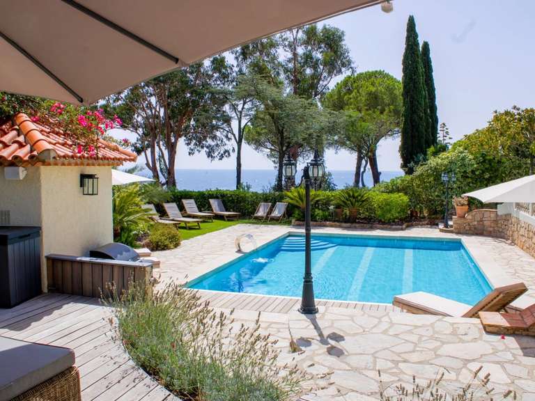 Villa avec Vue sur mer Roquebrune-sur-Argens - 6 chambres - 217m²