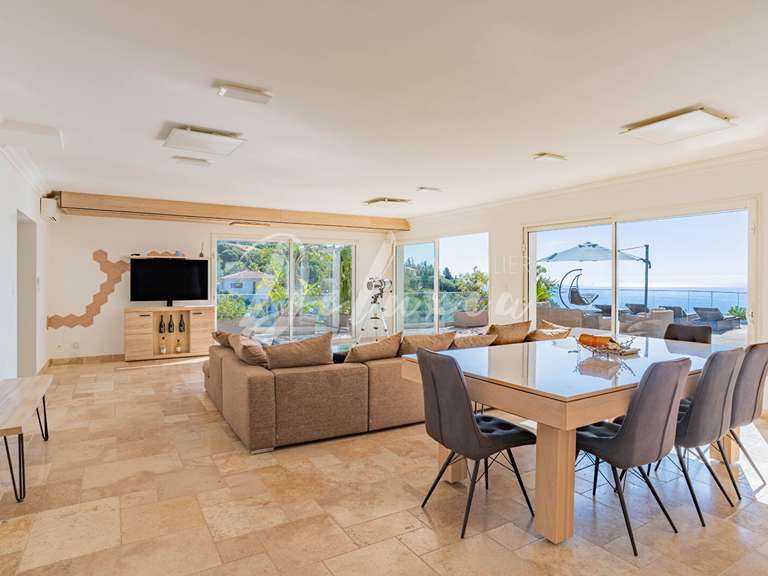 Villa avec Vue sur mer Roquebrune-sur-Argens - 5 chambres - 227m²