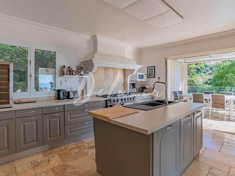 Villa avec Vue sur mer Roquebrune-sur-Argens - 5 chambres - 227m²