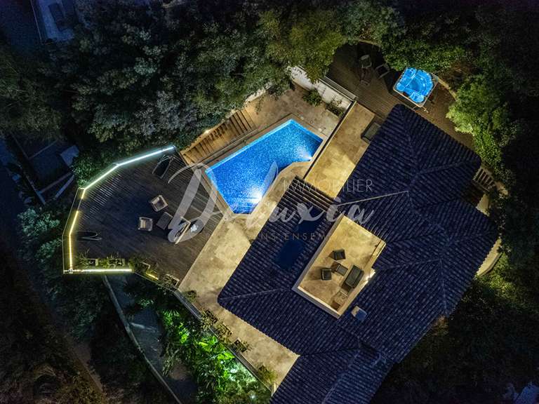 Villa avec Vue sur mer Roquebrune-sur-Argens - 5 chambres - 227m²