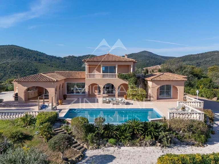 Villa avec Vue sur mer Roquebrune-sur-Argens - 3 chambres - 230m²