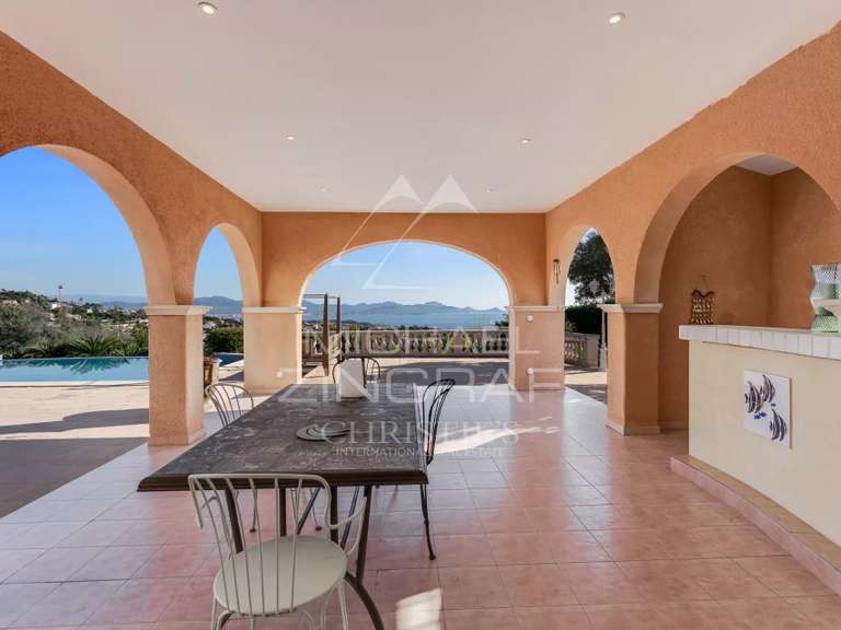 Villa avec Vue sur mer Roquebrune-sur-Argens - 3 chambres - 230m²