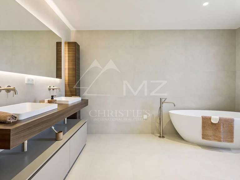 Villa Roquebrune-sur-Argens - 7 chambres - 538m²