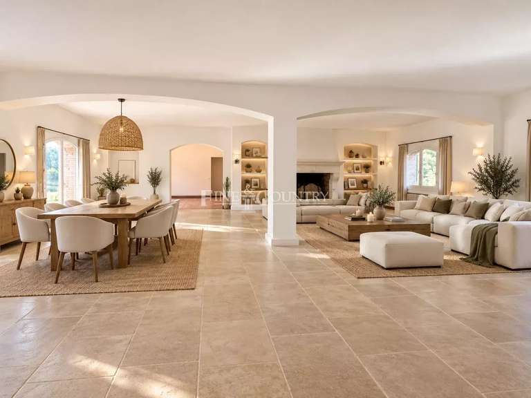 Villa Roquebrune-sur-Argens - 9 bedrooms - 525m²