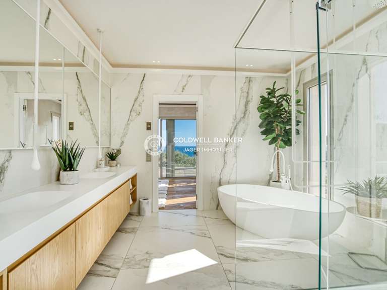 Villa avec Vue sur mer Roquebrune-sur-Argens - 5 chambres - 380m²