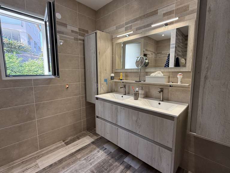 Villa avec Vue sur mer Roquebrune-sur-Argens - 5 chambres - 200m²