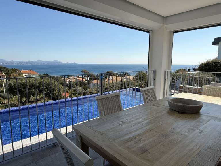 Villa avec Vue sur mer Roquebrune-sur-Argens - 5 chambres - 200m²
