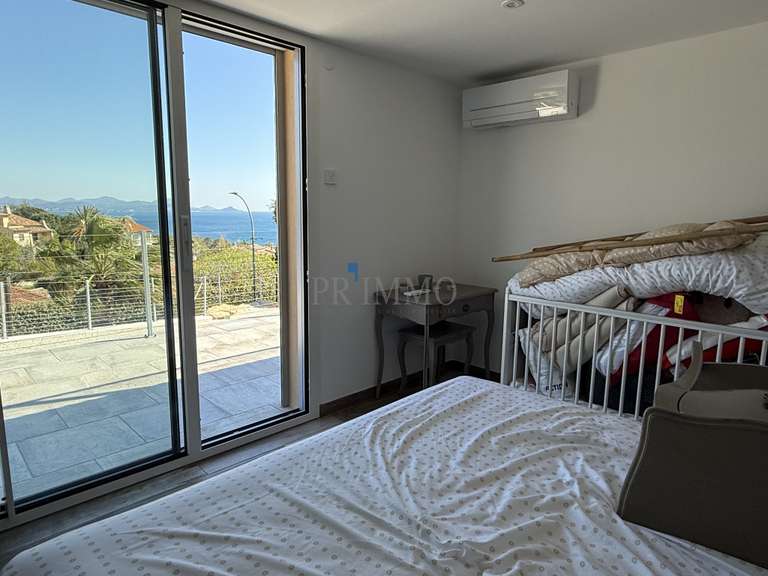 Villa avec Vue sur mer Roquebrune-sur-Argens - 5 chambres - 200m²