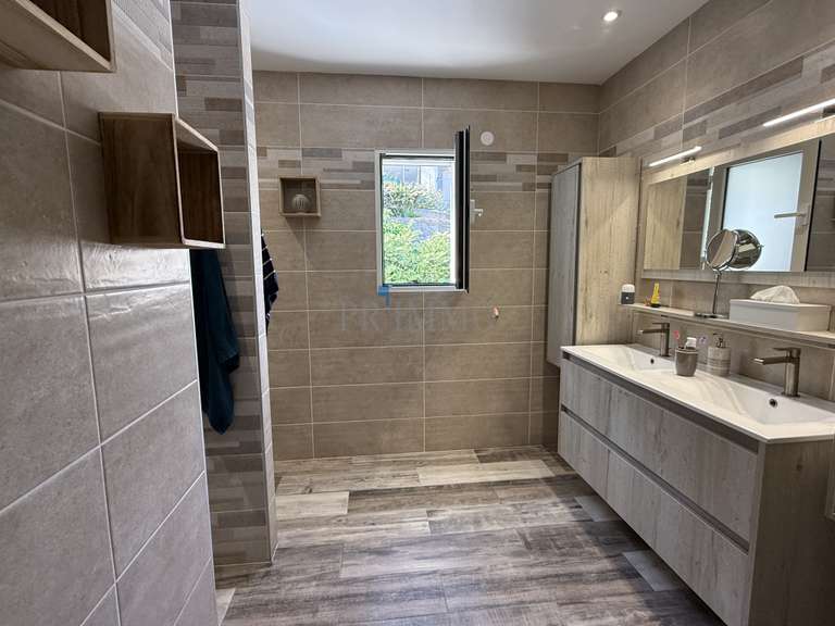 Villa avec Vue sur mer Roquebrune-sur-Argens - 5 chambres - 200m²