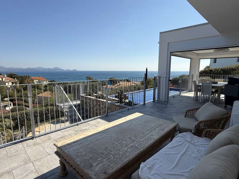 Villa avec Vue sur mer Roquebrune-sur-Argens - 5 chambres - 200m²