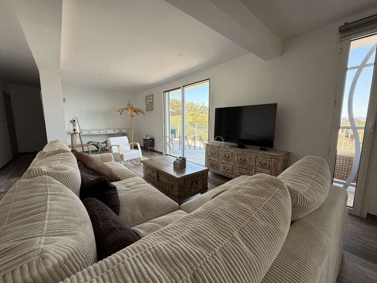 Villa avec Vue sur mer Roquebrune-sur-Argens - 5 chambres - 200m²