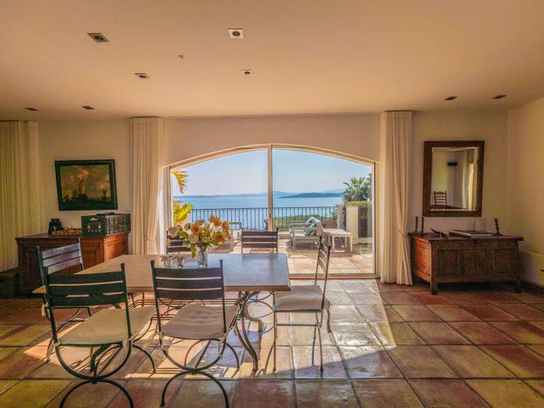 Villa avec Vue sur mer Roquebrune-sur-Argens - 5 chambres - 200m²