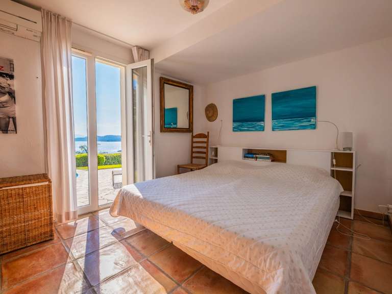 Villa avec Vue sur mer Roquebrune-sur-Argens - 5 chambres - 200m²