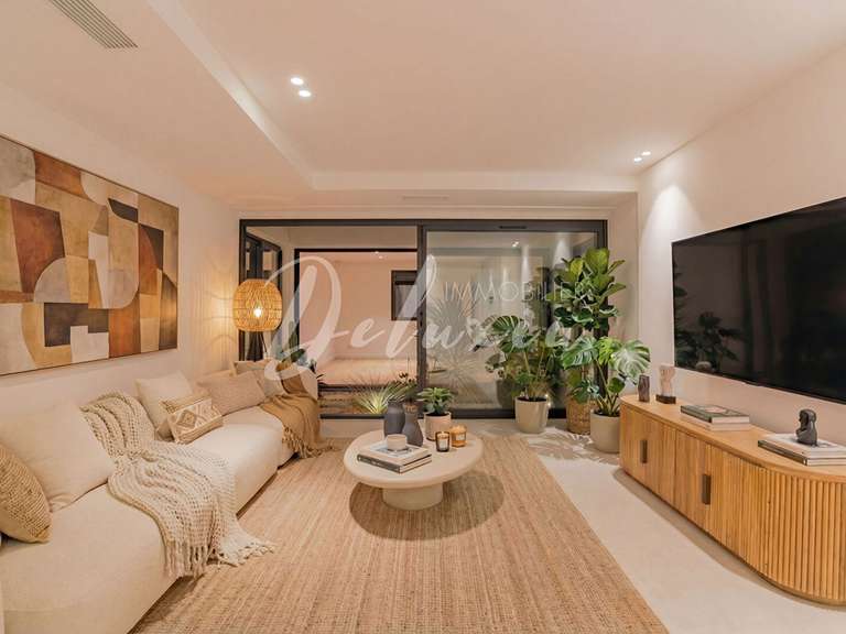 Villa avec Vue sur mer Roquebrune-sur-Argens - 7 chambres - 538m²