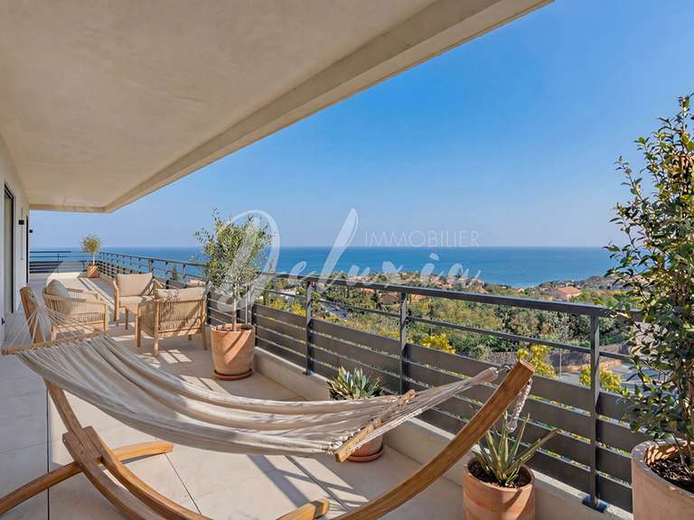 Villa avec Vue sur mer Roquebrune-sur-Argens - 7 chambres - 538m²